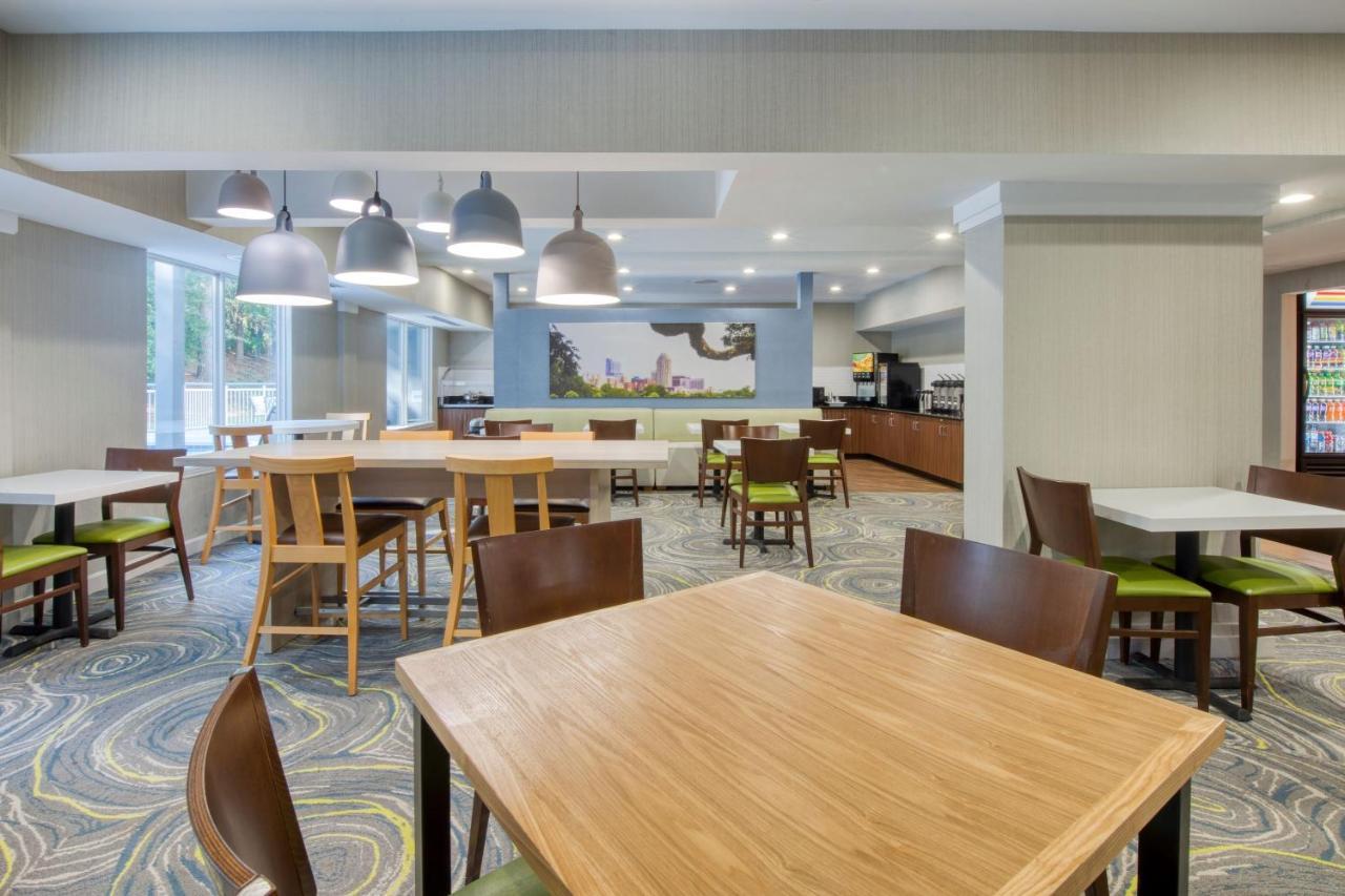 Fairfield Inn & Suites Raleigh Crabtree Valley Exterior foto