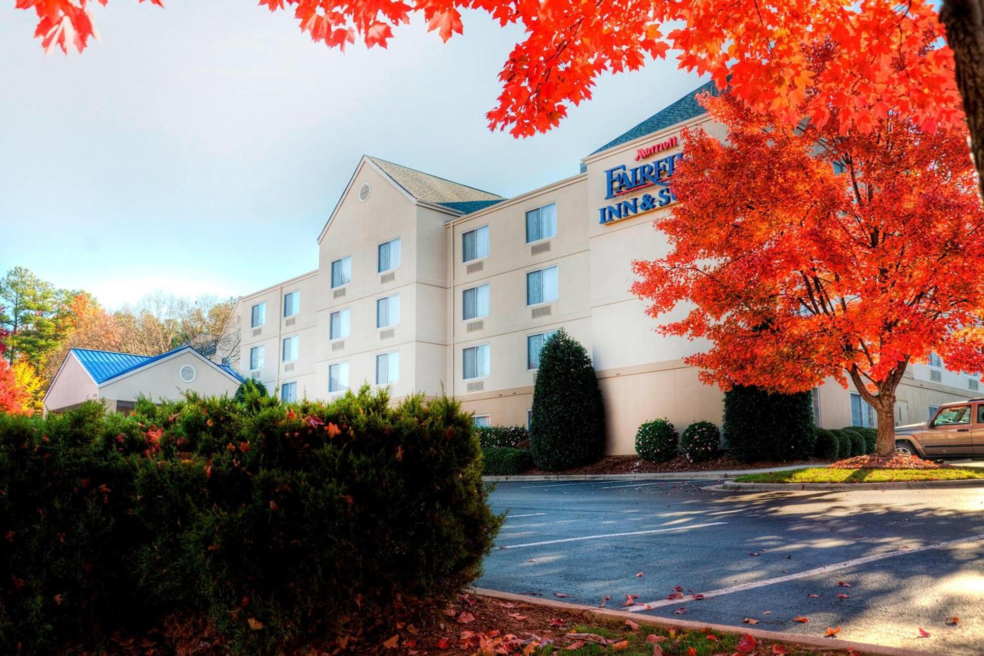 Fairfield Inn & Suites Raleigh Crabtree Valley Exterior foto