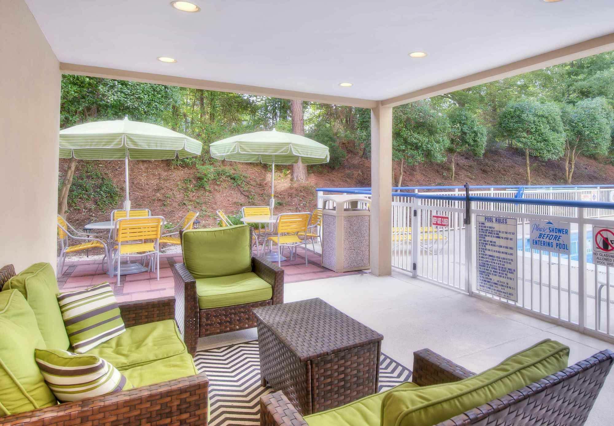 Fairfield Inn & Suites Raleigh Crabtree Valley Exterior foto